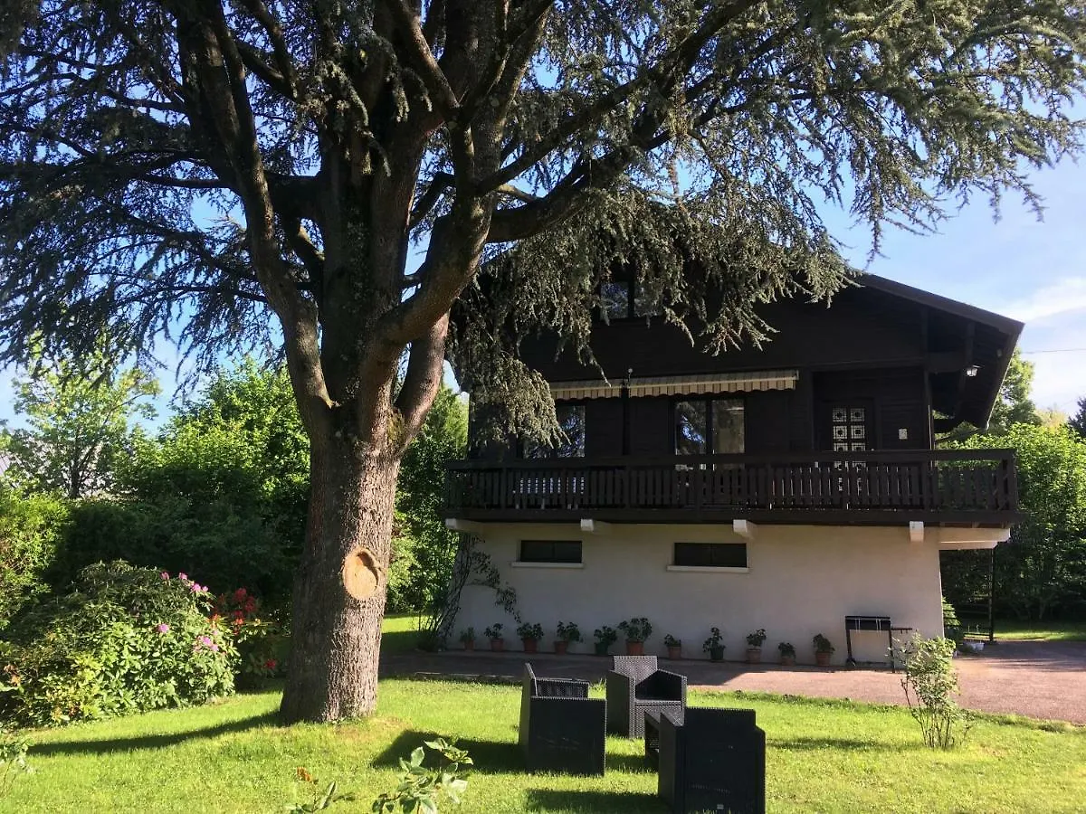 Holiday home Chalet Cedre Bleu Villa Mouxy